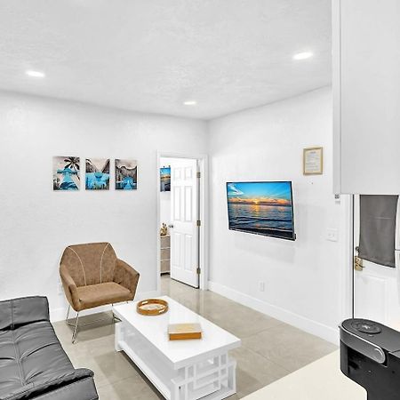 Boutique One Bdrm Close To Aventura Mall & Beach Hallandale Beach Εξωτερικό φωτογραφία